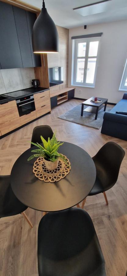 Apartament Ksiaz Świebodzice Exterior foto